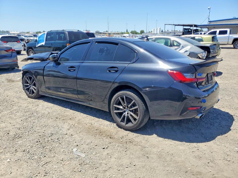 56161506 :رقم المزاد ، 3MW5R1J06M8B91092 vin ، 2021 Bmw 330i مزاد بيع