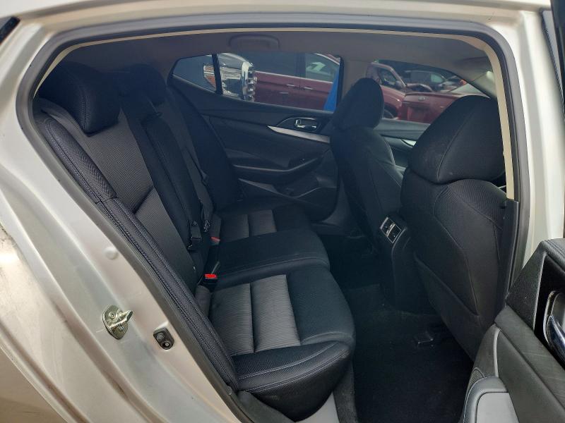 Продаж на аукціоні авто 2017 Nissan Maxima, vin: 1N4AA6AP0HC416453, номер лоту: 57943836
