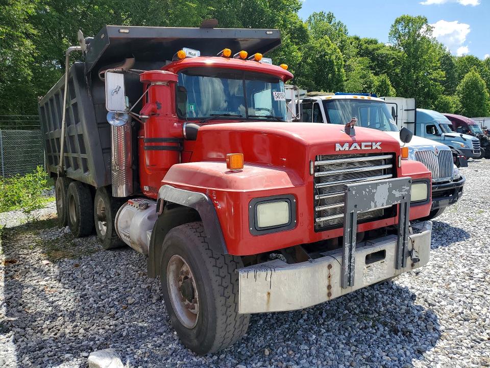 54810646 :رقم المزاد ، 1M2P267C9YM053730 vin ، 2000 Mack Rd600 مزاد بيع