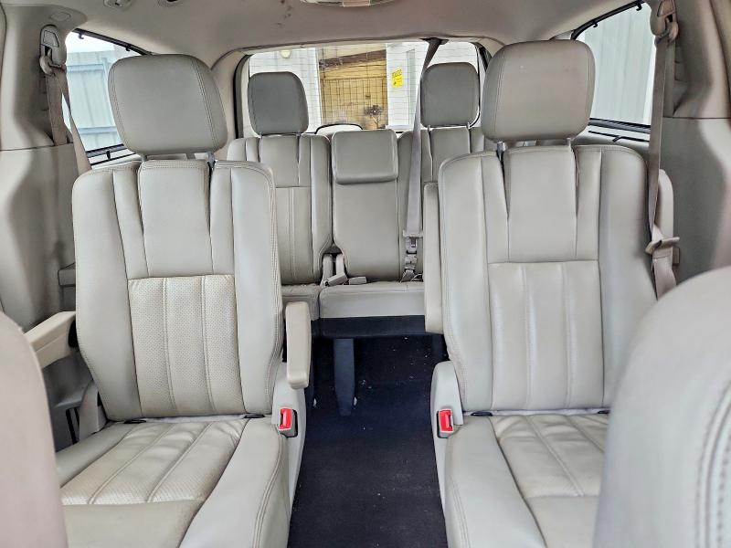 57149436 :رقم المزاد ، 2C4RC1CG3CR171056 vin ، 2012 Chrysler Town & Country مزاد بيع