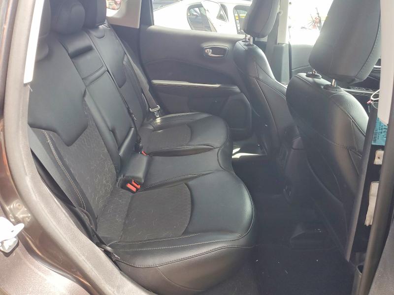 58900766 :رقم المزاد ، 3C4NJDBB5KT846946 vin ، 2019 Jeep Compass مزاد بيع