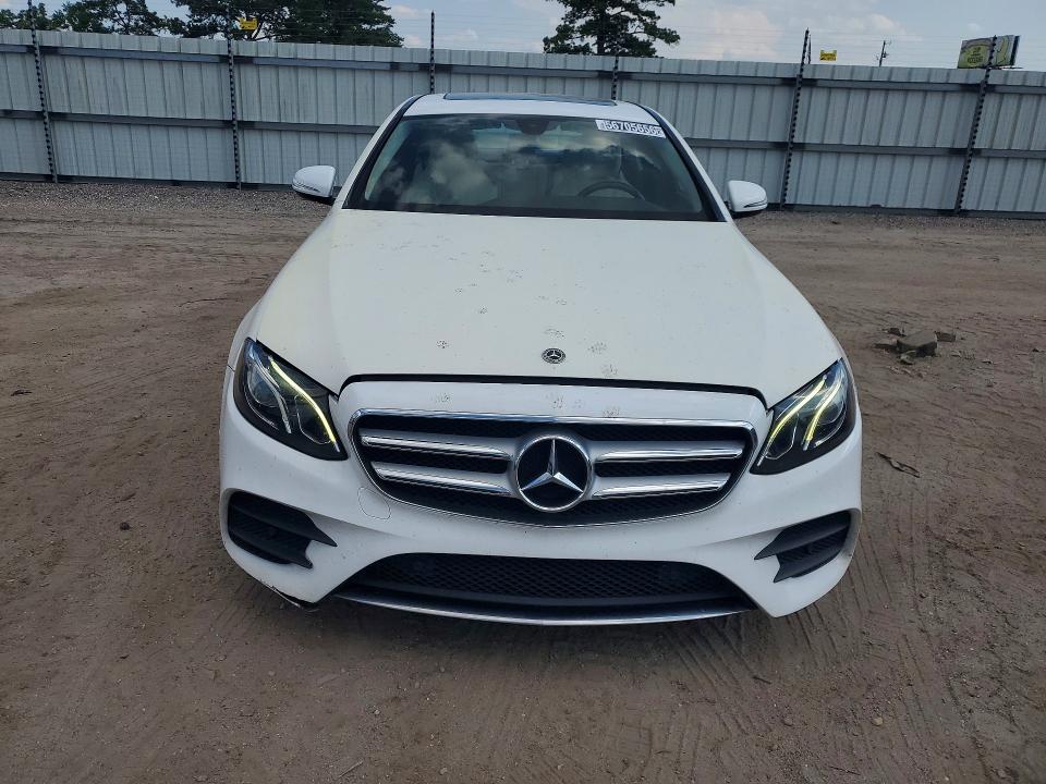 2018 Mercedes-benz E მანქანა იყიდება აუქციონზე, vin: WDDZF4JBXJA390989, აუქციონის ნომერი: 56705656