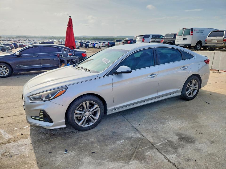 59008056 :رقم المزاد ، 5NPE34AF3JH630638 vin ، 2018 Hyundai Sonata مزاد بيع