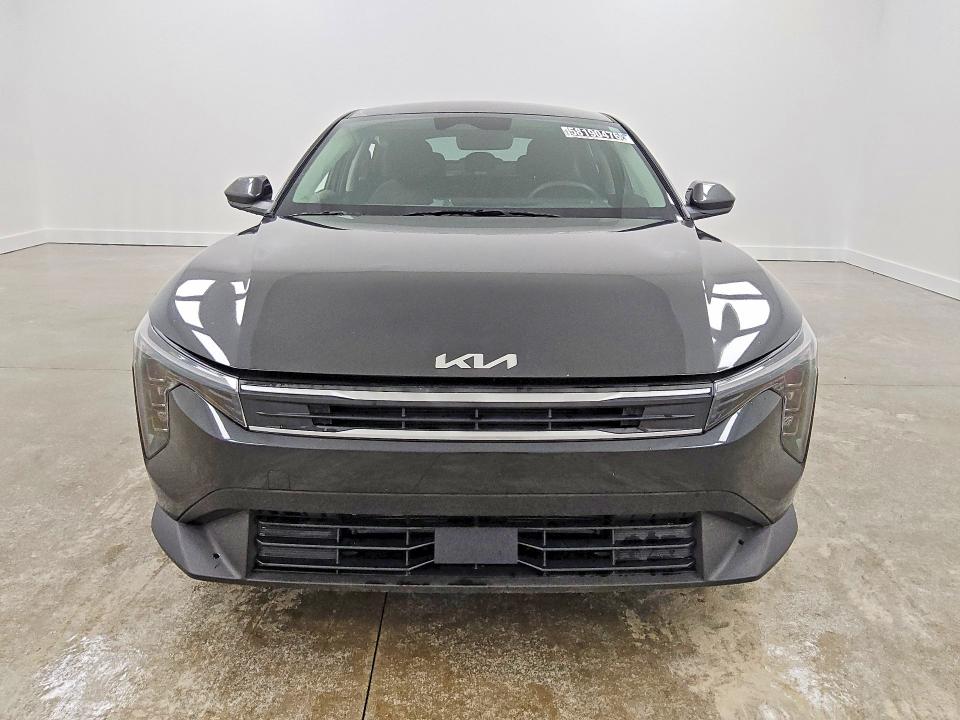 58190476 :رقم المزاد ، 3KPFT4DE1SE218070 vin ، 2025 Kia K4 مزاد بيع