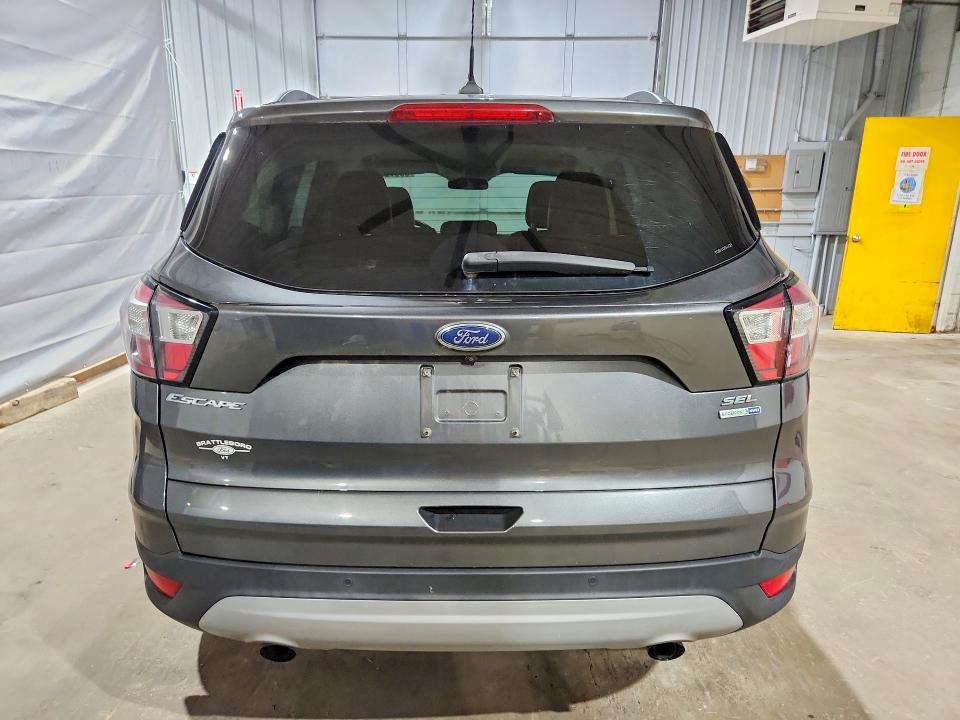 58972326 :رقم المزاد ، 1FMCU9HD0JUC92784 vin ، 2018 Ford Escape مزاد بيع