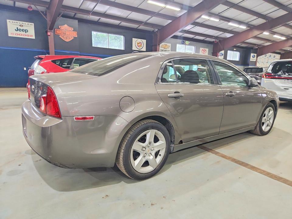 59318146 :رقم المزاد ، 1G1ZB5E13BF120917 vin ، 2011 Chevrolet Malibu مزاد بيع