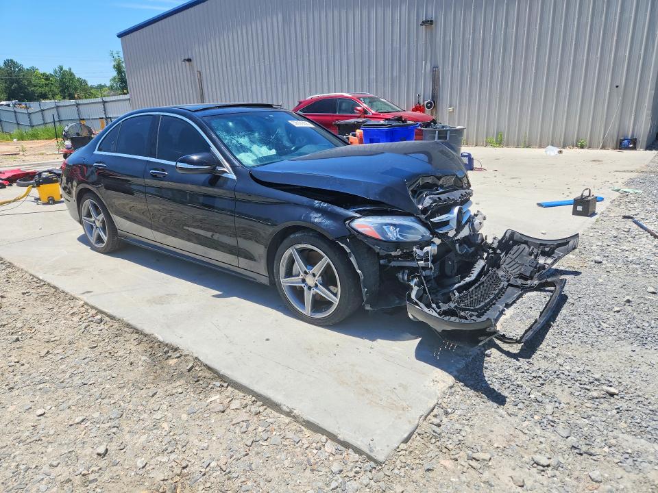58101436 :رقم المزاد ، 55SWF4JB1FU063617 vin ، 2015 Mercedes-benz C مزاد بيع