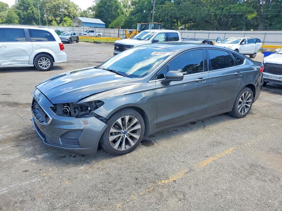 56974806 :رقم المزاد ، 3FA6P0T92LR150217 vin ، 2020 Ford Fusion مزاد بيع