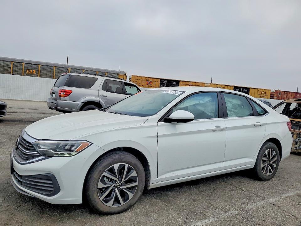 Продажа на аукционе авто 2023 Volkswagen Jetta, vin: 3VW5M7BU1PM015677, номер лота: 57719866