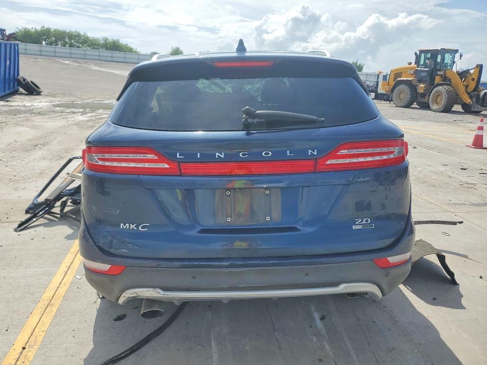 56502126 :رقم المزاد ، 5LMCJ1A94FUJ00920 vin ، 2015 Lincoln Mkc مزاد بيع