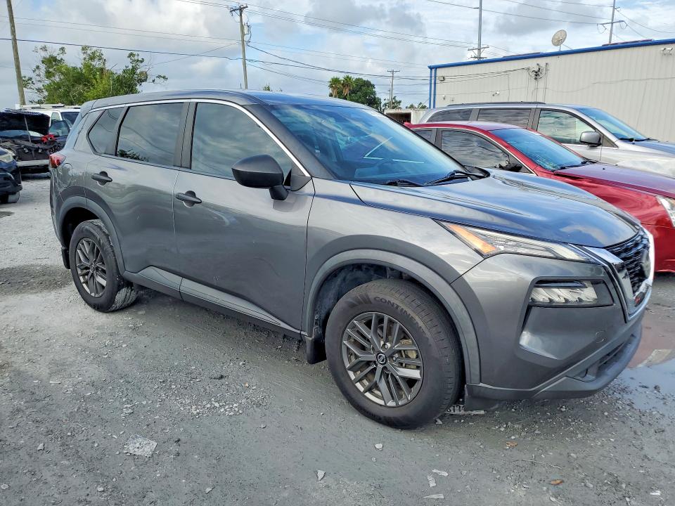 55729386 :رقم المزاد ، 5N1AT3AA9MC670909 vin ، 2021 Nissan Rogue مزاد بيع
