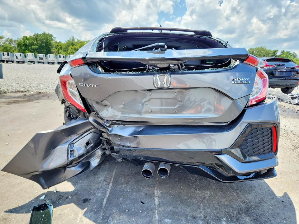 57642486 :رقم المزاد ، SHHFK7H96KU207477 vin ، 2019 Honda Civic مزاد بيع
