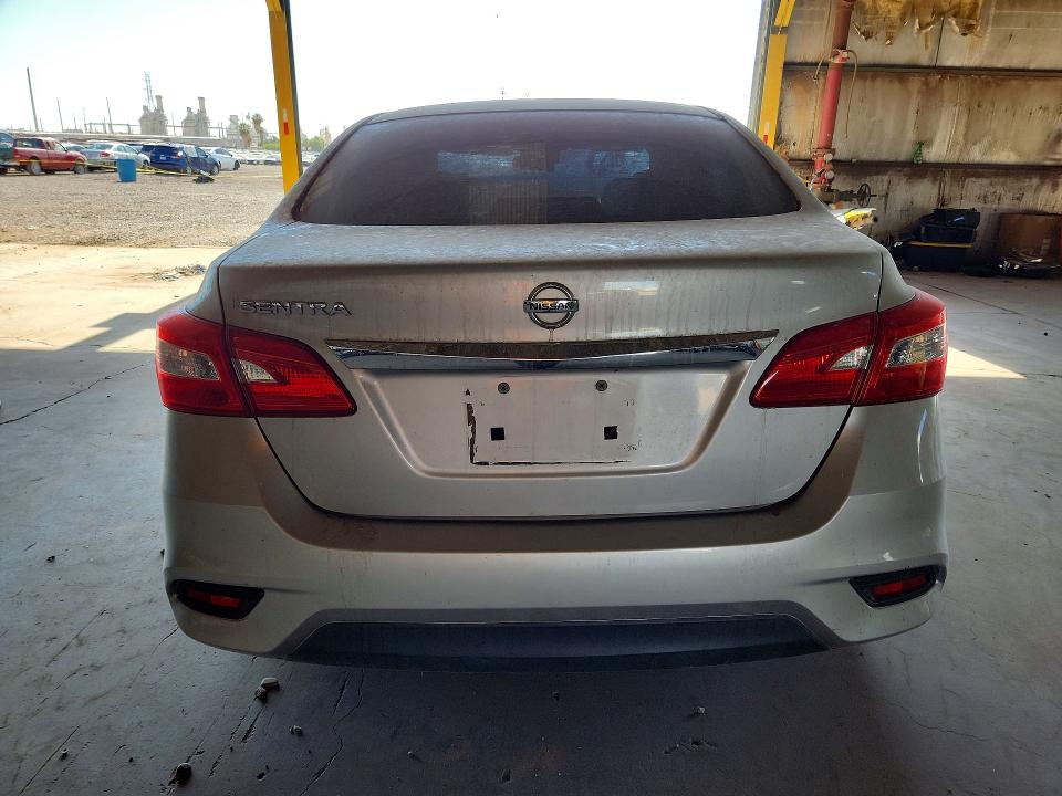 56192126 :رقم المزاد ، 3N1AB7AP9HY292352 vin ، 2017 Nissan Sentra مزاد بيع