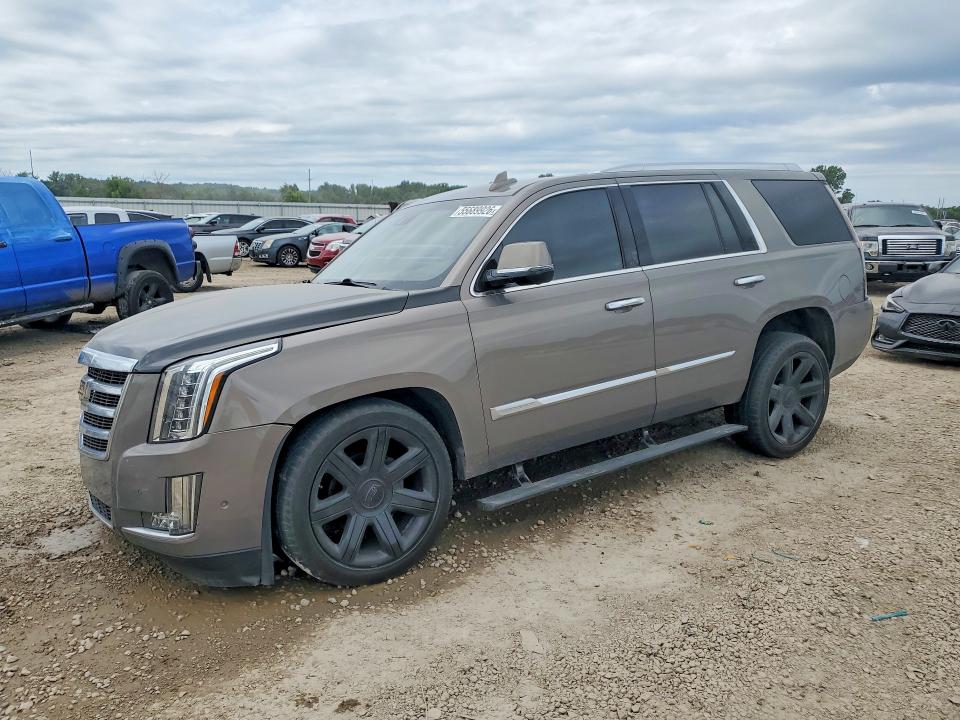 Продаж на аукціоні авто 2017 Cadillac Escalade, vin: 1GYS3BKJXHR320395, номер лоту: 55689926