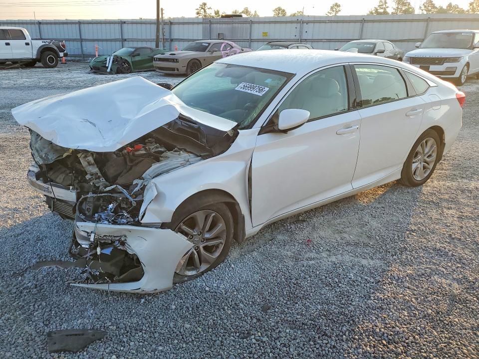2018 Honda Accord მანქანა იყიდება აუქციონზე, vin: 1HGCV1F13JA167597, აუქციონის ნომერი: 56999756