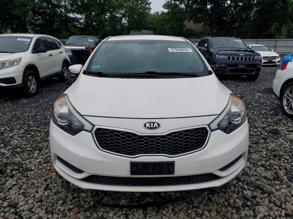 58052126 :رقم المزاد ، KNAFK4A62G5615786 vin ، 2016 Kia Forte مزاد بيع
