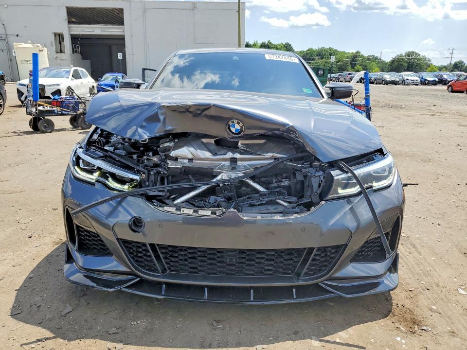 57342446 :رقم المزاد ، 3MW5U7J05N8C75116 vin ، 2022 Bmw M340i مزاد بيع