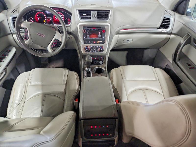 58511586 :رقم المزاد ، 1GKKRRKD2FJ138035 vin ، 2015 Gmc Acadia مزاد بيع