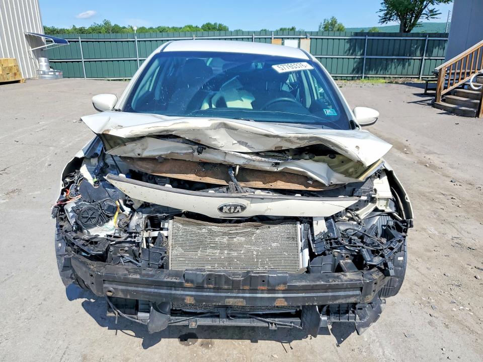 2015 Kia Forte მანქანა იყიდება აუქციონზე, vin: KNAFK4A64F5378832, აუქციონის ნომერი: 57765376