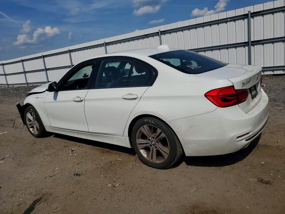 2016 Bmw 328 მანქანა იყიდება აუქციონზე, vin: WBA8E9C54GK647111, აუქციონის ნომერი: 57152196