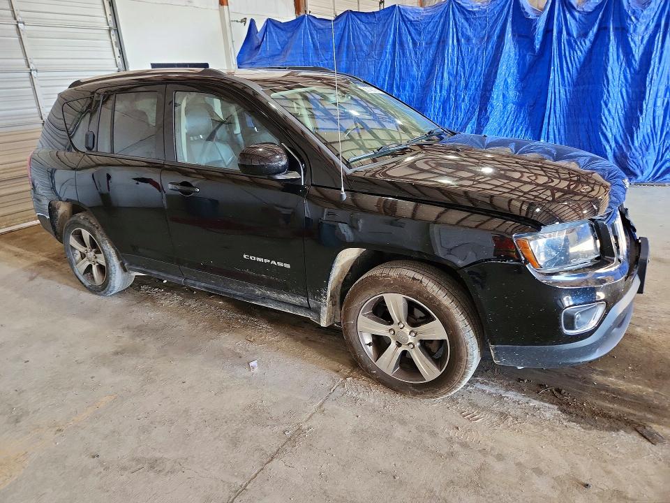 2017 Jeep Compass მანქანა იყიდება აუქციონზე, vin: 1C4NJCEBXHD185001, აუქციონის ნომერი: 56743016