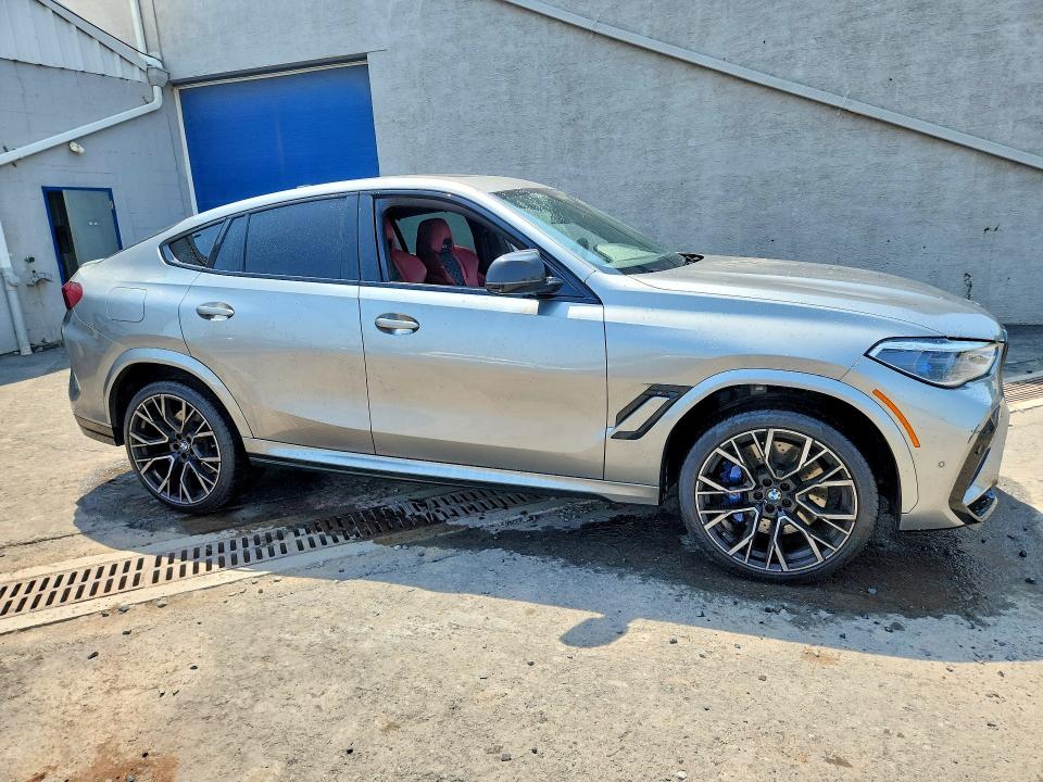 58967656 :رقم المزاد ، 5YMCY0C01M9E19441 vin ، 2021 Bmw X6 مزاد بيع