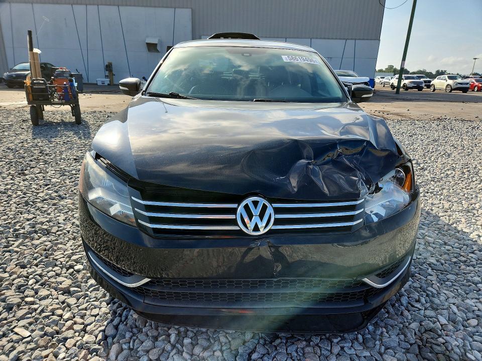 58619496 :رقم المزاد ، 1VWAT7A30FC040970 vin ، 2015 Volkswagon Passat مزاد بيع