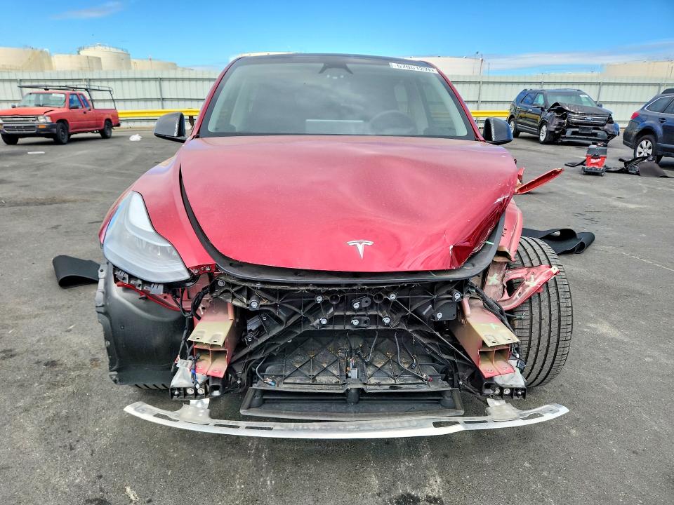 57951276 :رقم المزاد ، 7SAYGDEE0RF194637 vin ، 2024 Tesla Model Y مزاد بيع