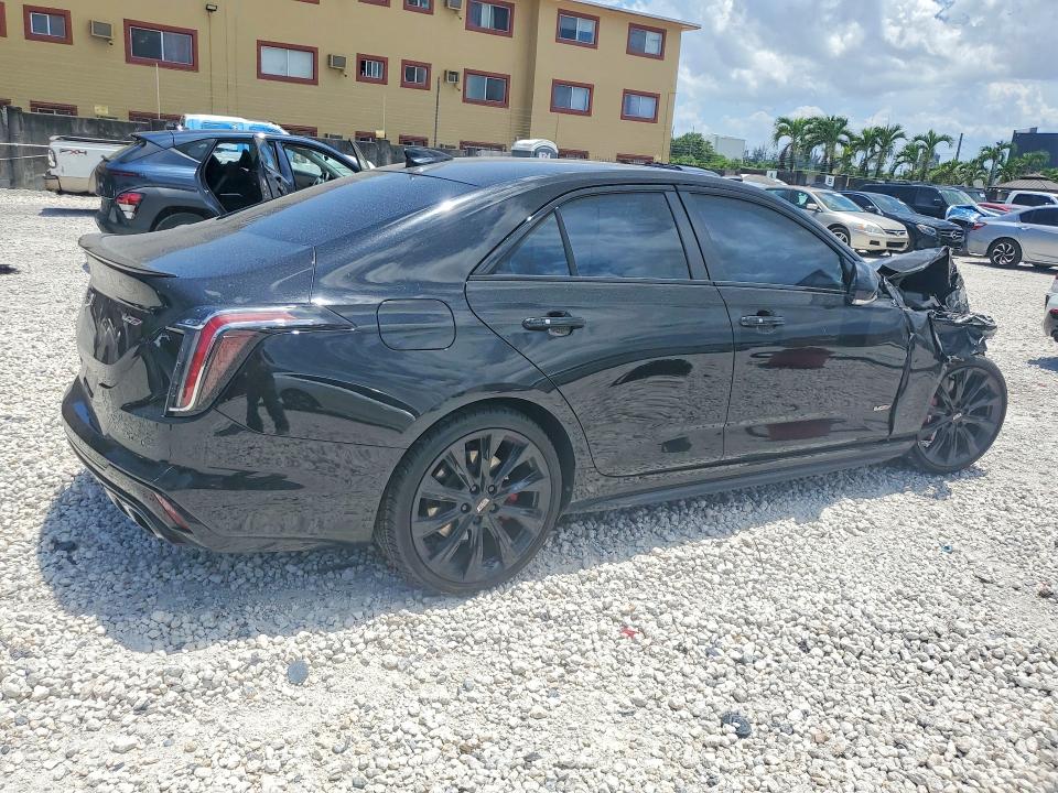 59332566 :رقم المزاد ، 1G6DD5RL4M0128427 vin ، 2021 Cadillac Ct4-v مزاد بيع