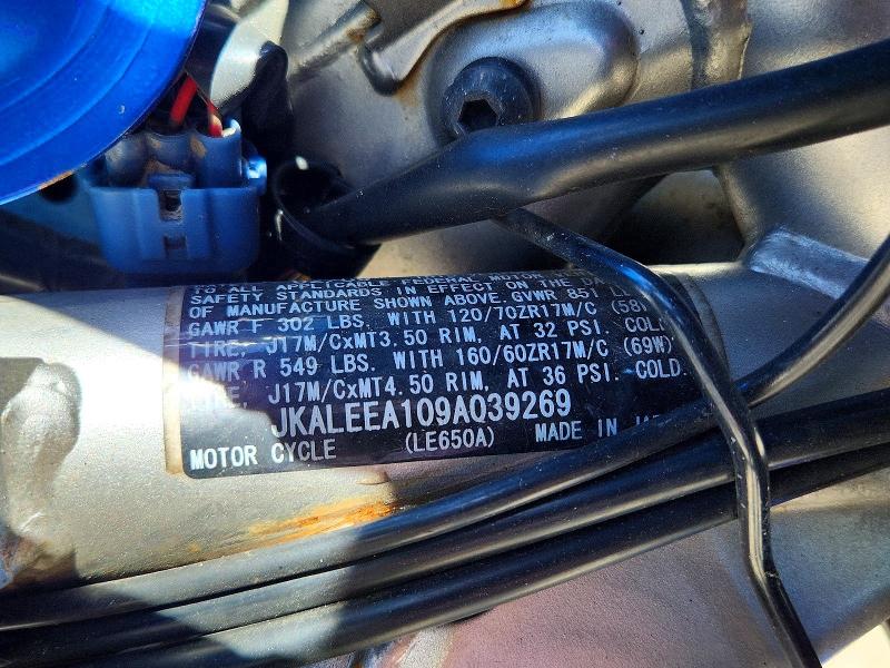 55890096 :رقم المزاد ، JKALEEA109A039269 vin ، 2009 Kawasaki Le650 مزاد بيع