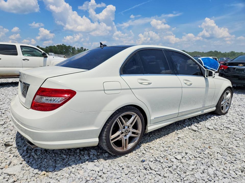 2011 Mercedes-benz C მანქანა იყიდება აუქციონზე, vin: WDDGF5EB3BA509572, აუქციონის ნომერი: 57255836