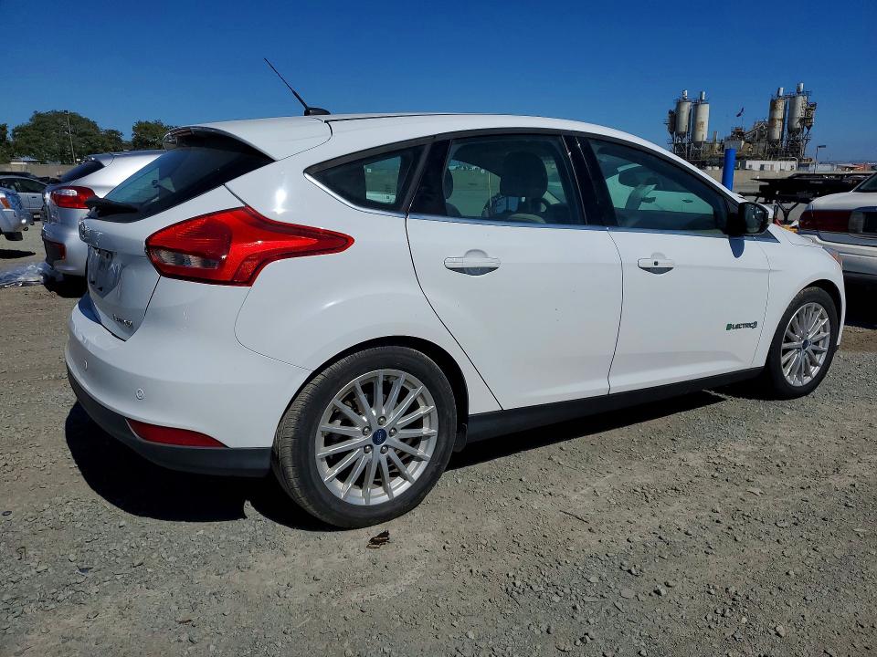 2017 Ford Focus მანქანა იყიდება აუქციონზე, vin: 1FADP3R49HL224520, აუქციონის ნომერი: 58296816