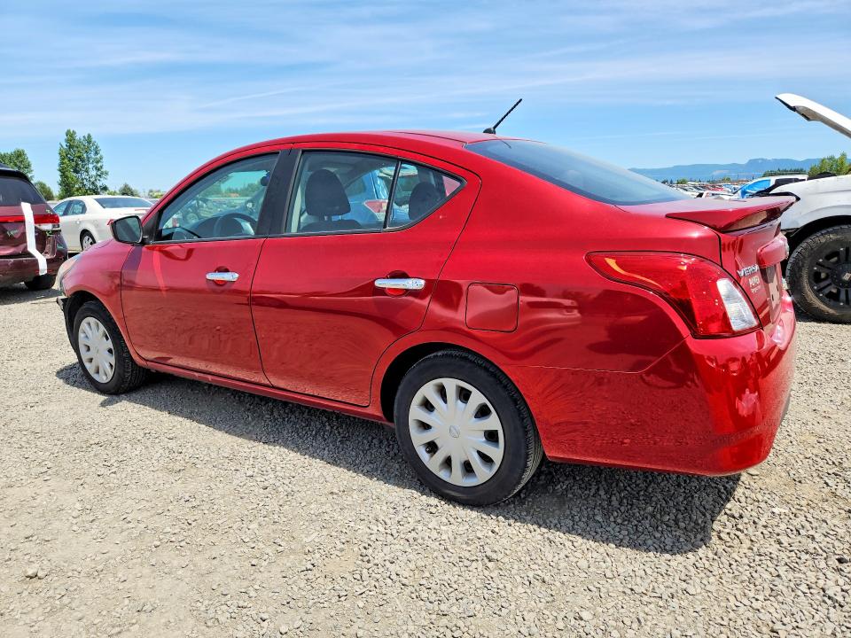 55641276 :رقم المزاد ، 3N1CN7AP5FL837702 vin ، 2015 Nissan Versa مزاد بيع