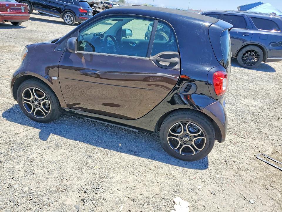 Aukcja sprzedaży 2018 Smart Fortwo, vin: WMEFJ9BA2JK308828, numer aukcji: 56529906