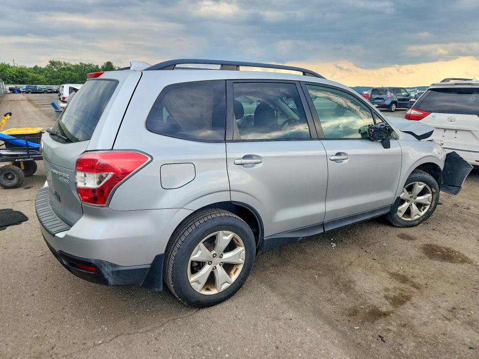 Продажа на аукционе авто 2016 Subaru Forester, vin: JF2SJAFC3GH472879, номер лота: 79135545