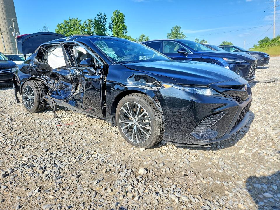 2019 Toyota Camry მანქანა იყიდება აუქციონზე, vin: 4T1B11HKXKU165904, აუქციონის ნომერი: 56448136