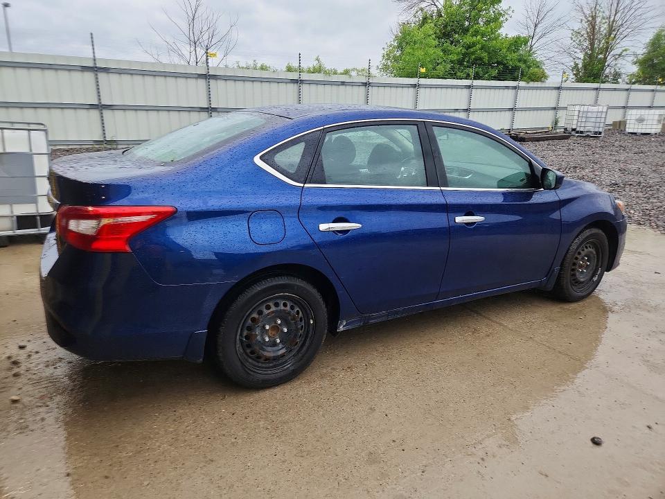 2018 Nissan Sentra მანქანა იყიდება აუქციონზე, vin: 3N1AB7AP2JY320496, აუქციონის ნომერი: 57265496