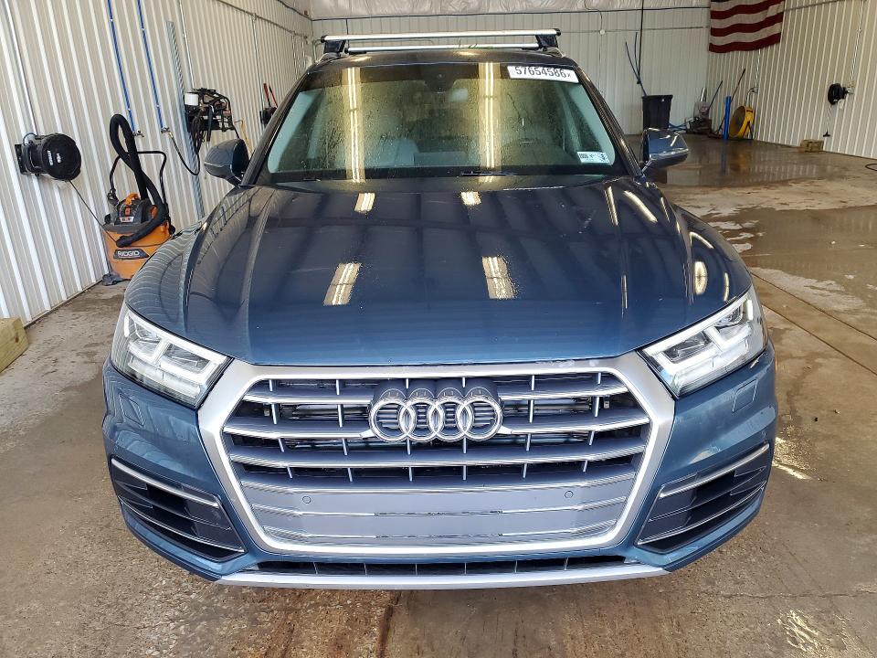 57654586 :رقم المزاد ، WA1BNAFY3J2043616 vin ، 2018 Audi Q5 مزاد بيع