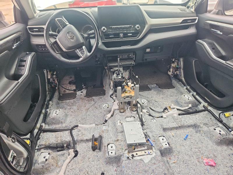 Продажа на аукционе авто 2022 Toyota Highlander, vin: 5TDFZRBHXNS165341, номер лота: 56867266