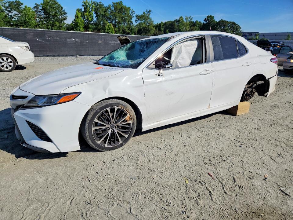 Auction sale of the 2020 Toyota Camry, vin: 4T1G11AK6LU352218, lot number: 55780696