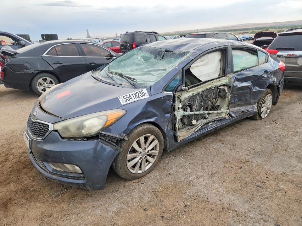2015 Kia Forte მანქანა იყიდება აუქციონზე, vin: KNAFX4A88F5280745, აუქციონის ნომერი: 55418236