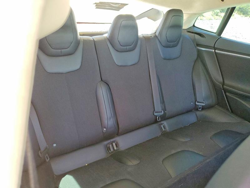 2015 Tesla Model S მანქანა იყიდება აუქციონზე, vin: 5YJSA1E14FF112906, აუქციონის ნომერი: 56004946