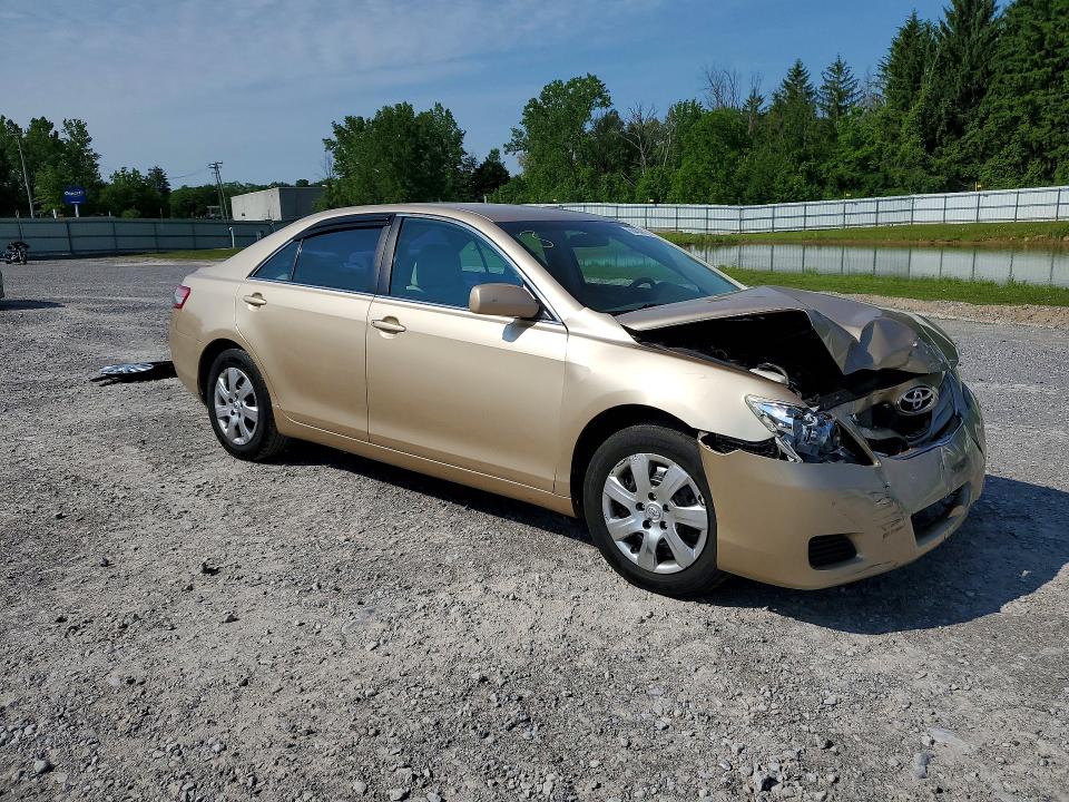 56404676 :رقم المزاد ، 4T1BF3EK3AU032515 vin ، 2010 Toyota Camry مزاد بيع