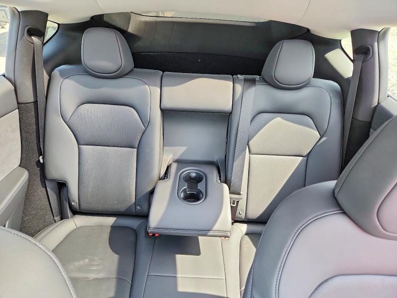 2026 Tesla Model Y მანქანა იყიდება აუქციონზე, vin: 7SAYGDEE9TF397579, აუქციონის ნომერი: 56333196