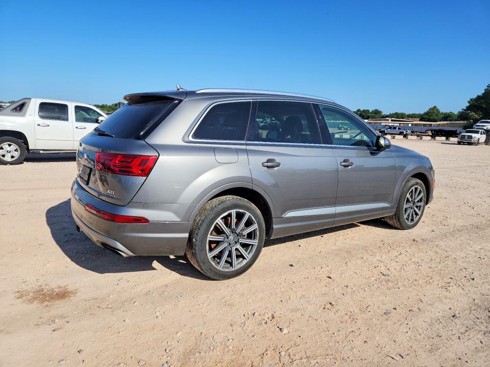 56636356 :رقم المزاد ، WA1VAAF75HD029408 vin ، 2017 Audi Q7 مزاد بيع