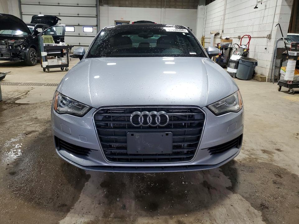 Продажа на аукционе авто 2015 Audi A3, vin: WAUEFGFFXF1033354, номер лота: 57698396