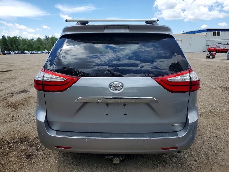 56933156 :رقم المزاد ، 5TDYZ3DC6HS840470 vin ، 2017 Toyota Sienna مزاد بيع