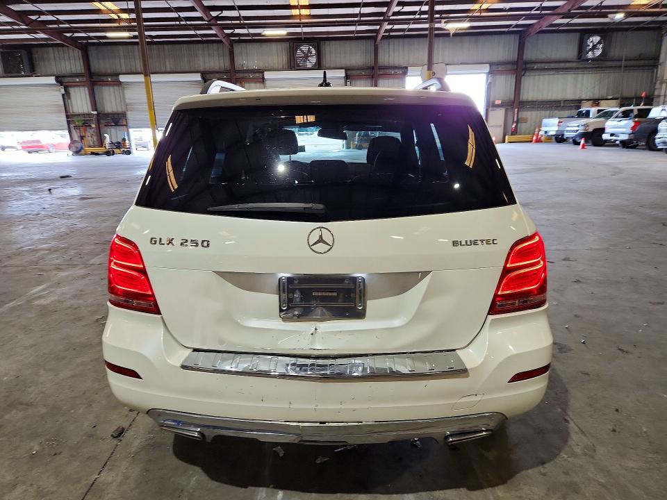 55859926 :رقم المزاد ، WDCGG0EB8FG380638 vin ، 2015 Mercedes-benz Glk مزاد بيع