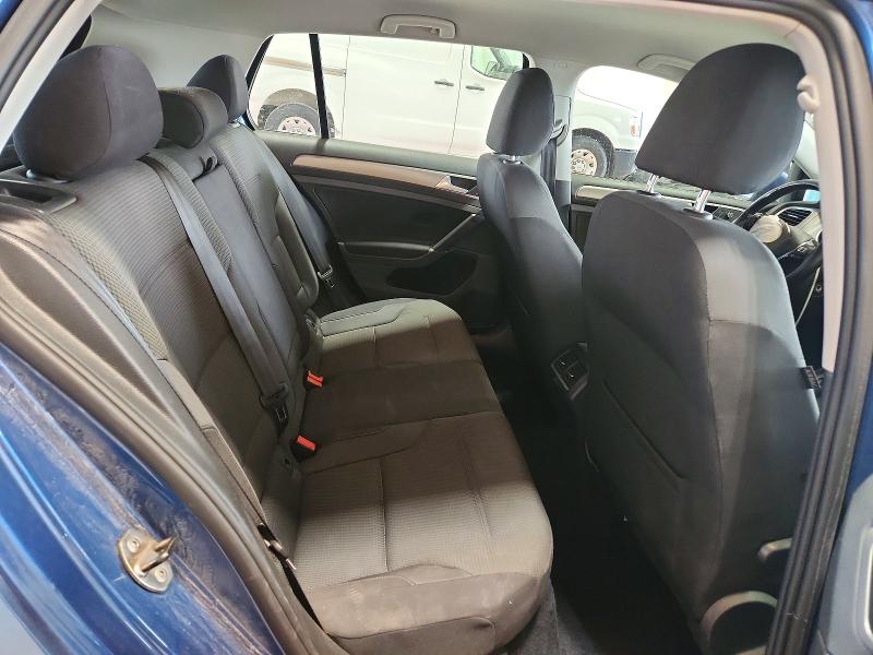 58264256 :رقم المزاد ، 3VW217AU8GM020565 vin ، 2016 Volkswagen Golf مزاد بيع