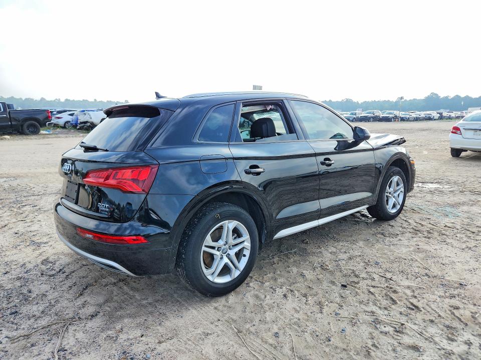 Продажа на аукционе авто 2018 Audi Q5, vin: WA1ANAFY3J2101820, номер лота: 57776006